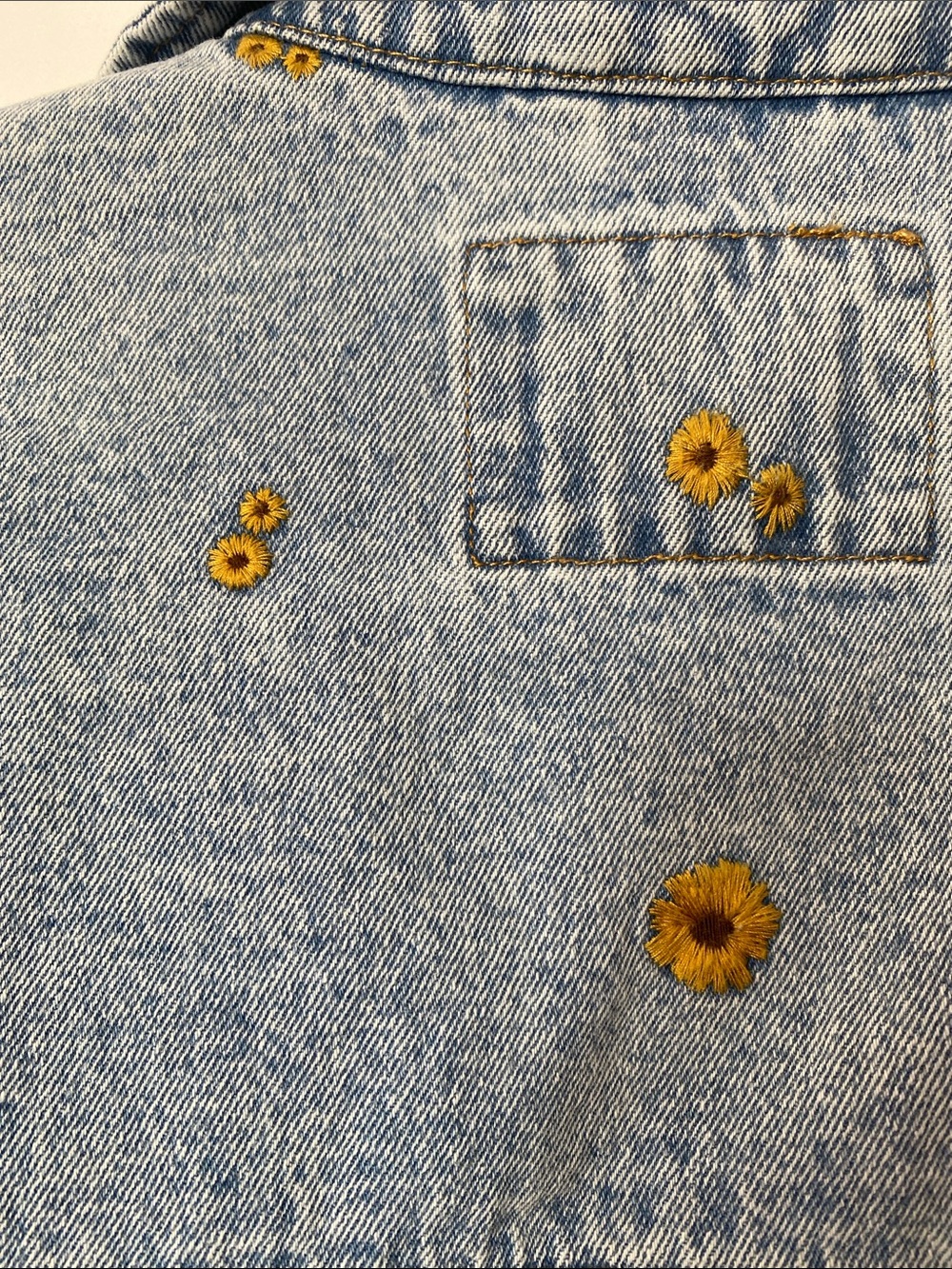 C&C California Light Blue Denim Jacket with Yellow Daisy Embroidery NWT 🌼 - Picture 6 of 6